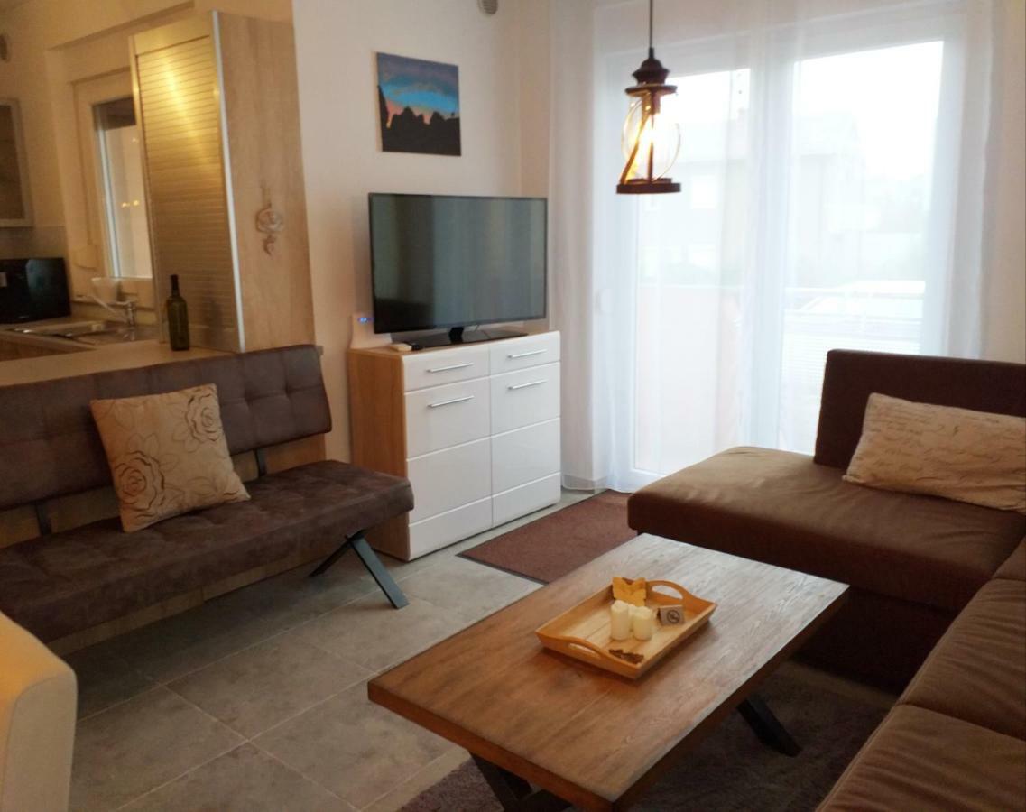 Apartman Leanton Pula Exterior photo